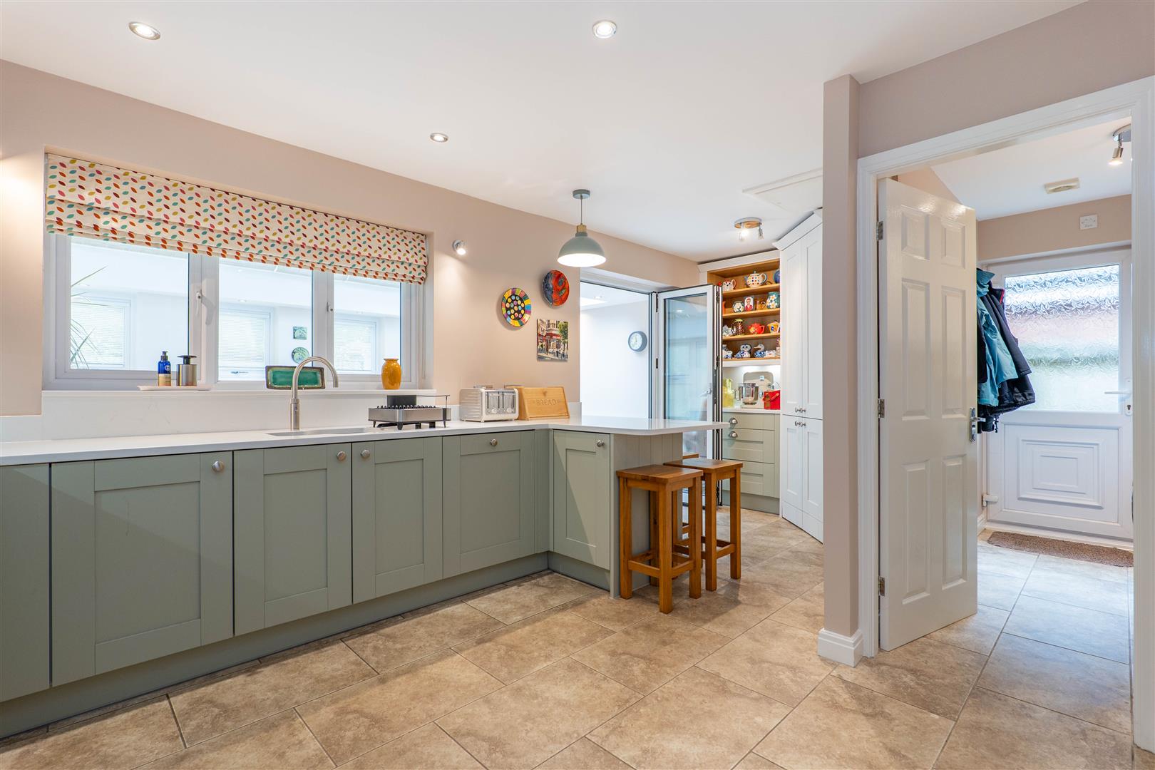 4 bed property in Partridge Close, Preston